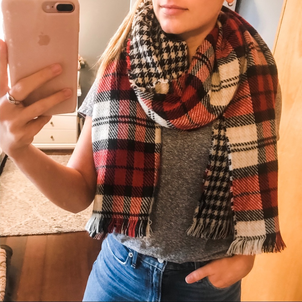 Reversible Plaid Blanket Scarf